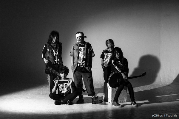 音楽メディア・フリーマガジンJUNGLE☆LIFETHE SLUT BANKS、ニューアルバム『NOIZ THE RIPPER』からリード曲「BRUSH MAN」MVを公開。